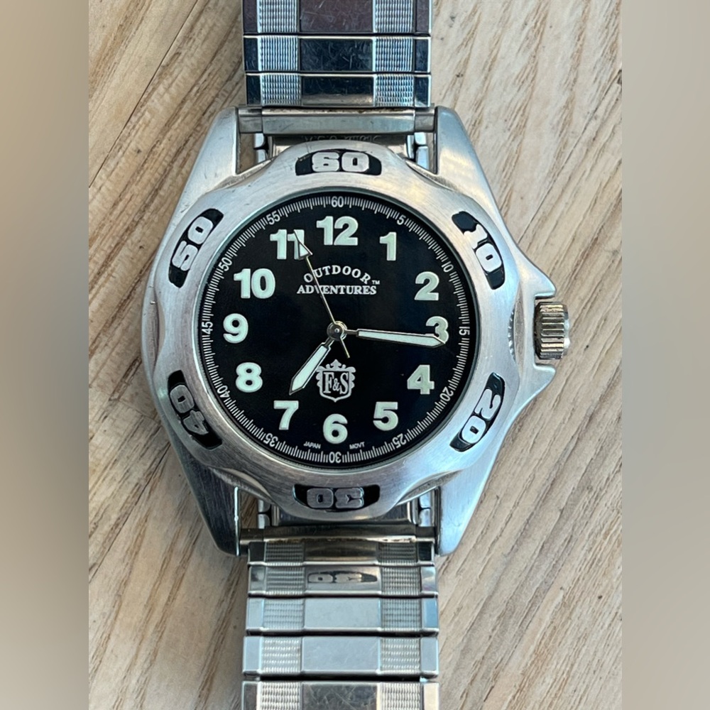 Field & Stream Men’s Watch Black Dial Stainless Stretch Bracelet Date Window